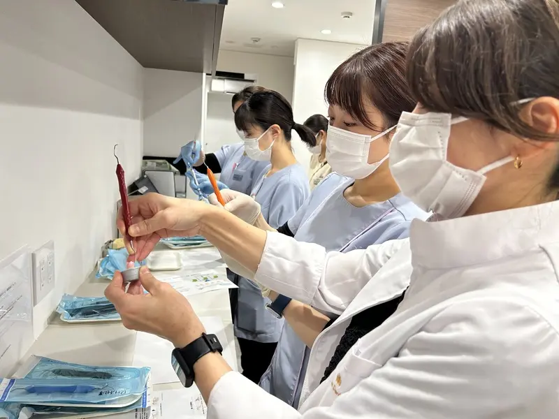 院内研修の様子14（外部講師による実技指導）